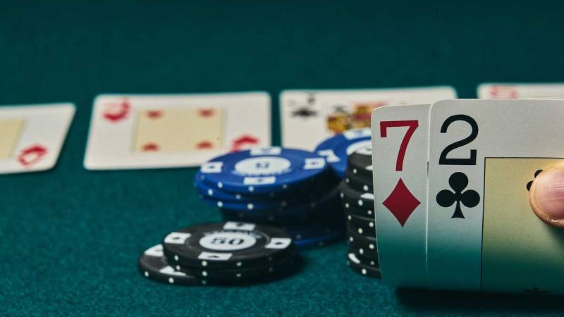 Bluff Poker là gì? Vì sao bluff là “vũ khí” của dân chuyên?